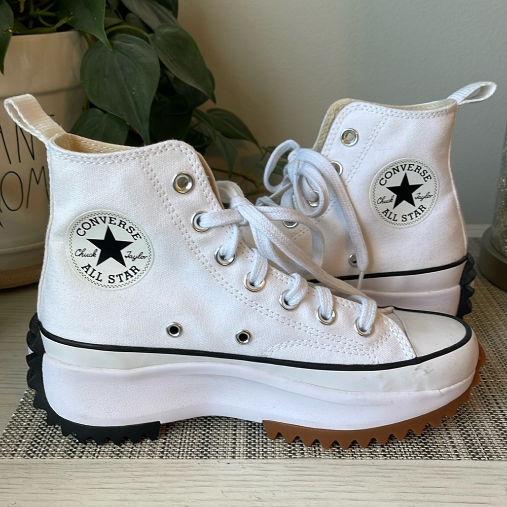 Converse Run Star Hike